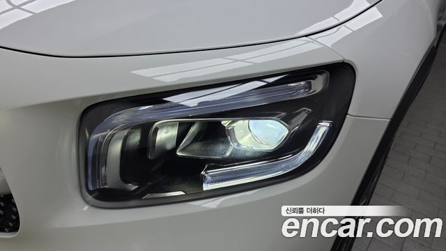Mercedes-Benz GLB-Class GLB250 4MATIC