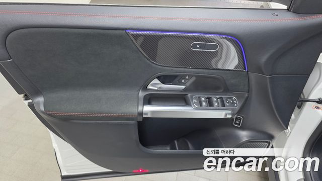 Mercedes-Benz GLB-Class GLB250 4MATIC