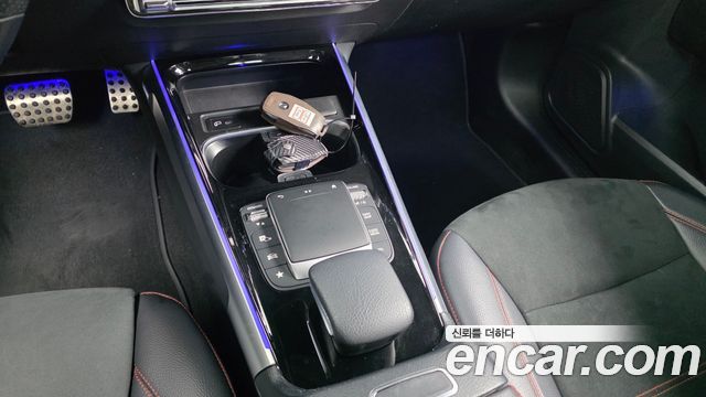 Mercedes-Benz GLB-Class GLB250 4MATIC