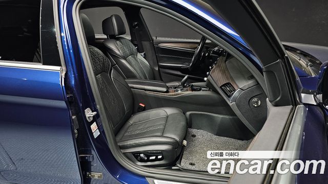 BMW 5-Series 520d xDrive M Sport Package Plus