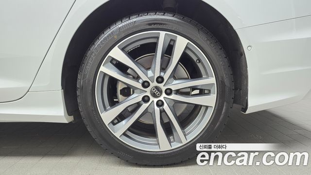 Audi A6 45 TFSI Premium