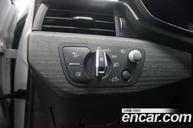 Audi A4 35 TDI Premium