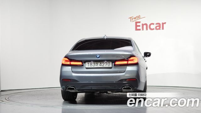 BMW 5-Series 530e M Sport