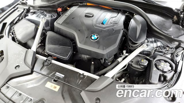 BMW 5-Series 530e M Sport
