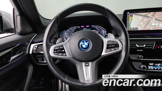 BMW 5-Series 530e M Sport