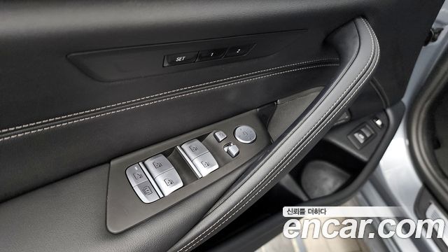 BMW 5-Series 530e M Sport