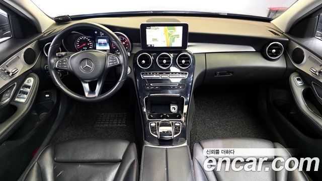 Mercedes-Benz C-Class C200 Avantgarde