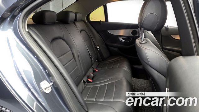 Mercedes-Benz C-Class C200 Avantgarde