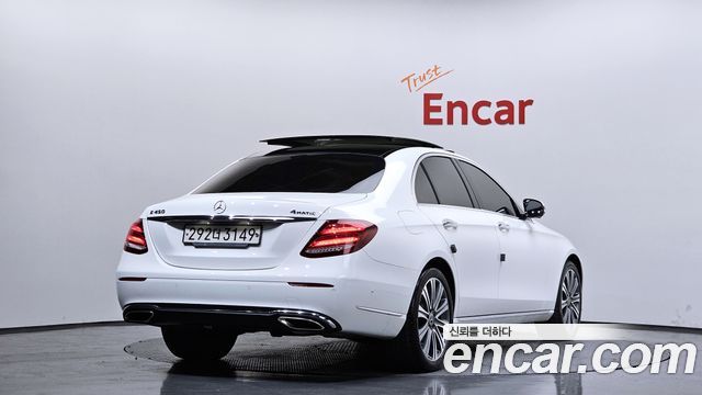 Mercedes-Benz E-Class E450 4MATIC Exclusive
