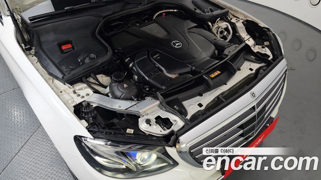 Mercedes-Benz E-Class E450 4MATIC Exclusive