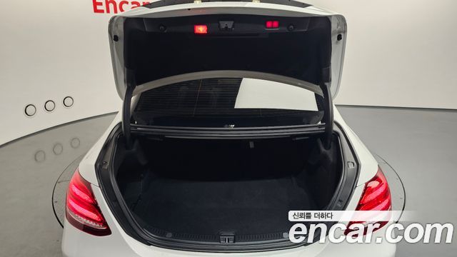 Mercedes-Benz E-Class E450 4MATIC Exclusive