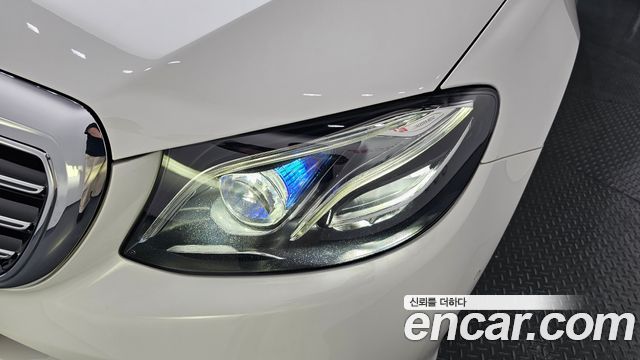 Mercedes-Benz E-Class E450 4MATIC Exclusive