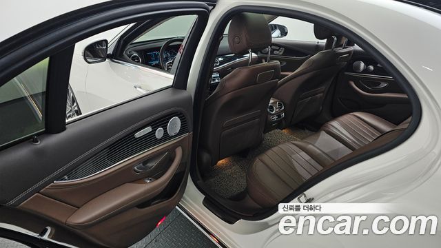 Mercedes-Benz E-Class E450 4MATIC Exclusive