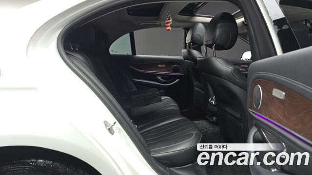 Mercedes-Benz E-Class E300 Exclusive