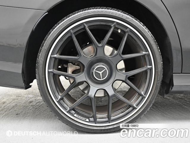 Mercedes-Benz E-Class E300 4MATIC AMG Line