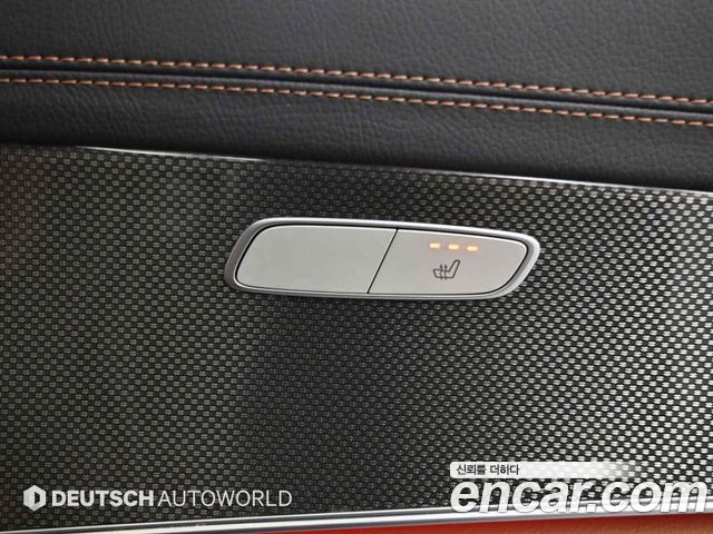 Mercedes-Benz E-Class E300 4MATIC AMG Line