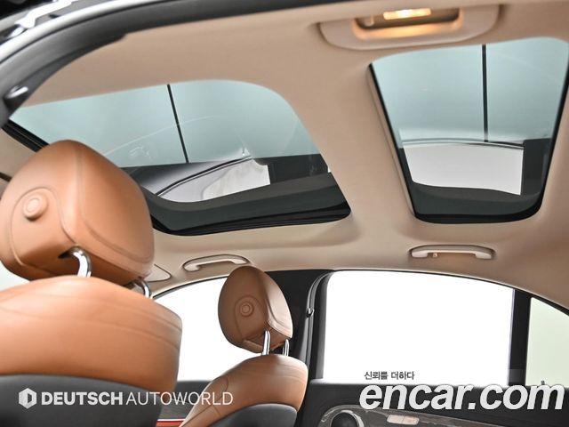 Mercedes-Benz E-Class E300 4MATIC AMG Line