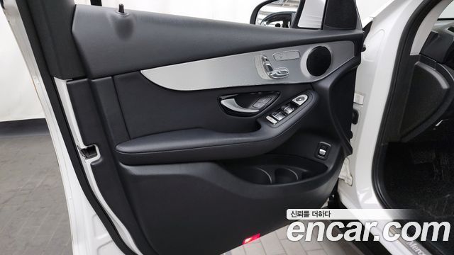 Mercedes-Benz GLC-Class GLC220 d 4MATIC