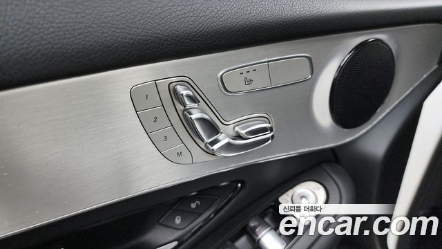 Mercedes-Benz GLC-Class GLC220 d 4MATIC