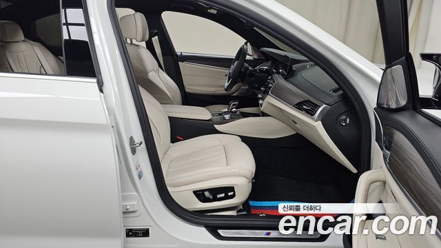 BMW 5-Series 520i M Sport