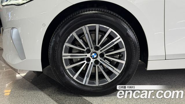 BMW 2-Series 220i Luxury