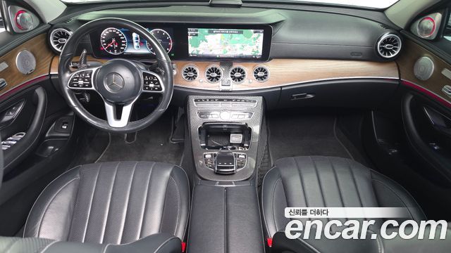 Mercedes-Benz E-Class E300 Exclusive