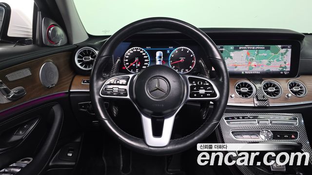 Mercedes-Benz E-Class E300 Exclusive