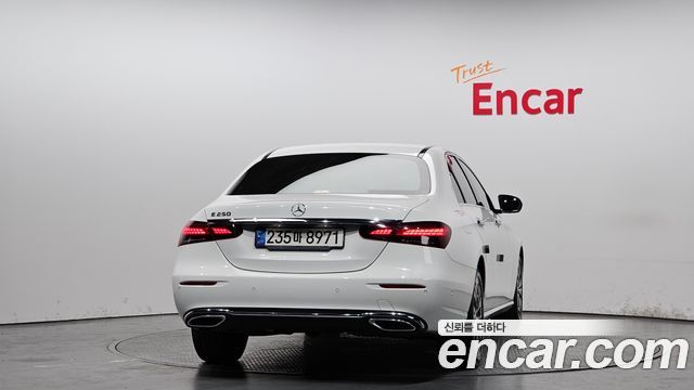 Mercedes-Benz E-Class E250 Avantgarde