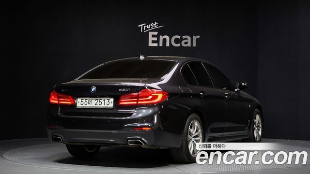 BMW 5-Series 530i xDrive M Sport Package Plus
