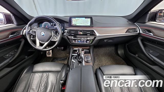 BMW 5-Series 530i xDrive M Sport Package Plus