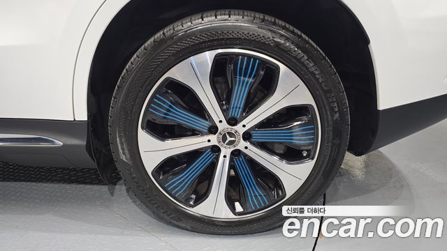 Mercedes-Benz EQC EQC400 4MATIC