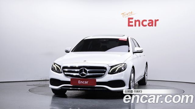 Mercedes-Benz E-Class E200 Avantgarde