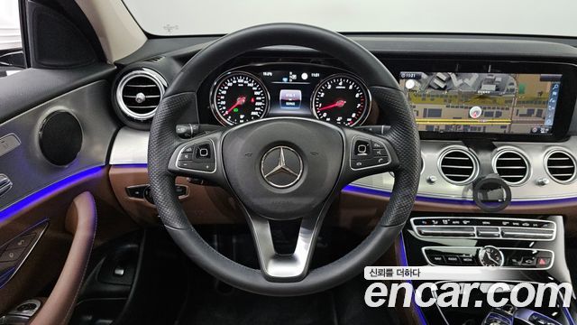 Mercedes-Benz E-Class E200 Avantgarde
