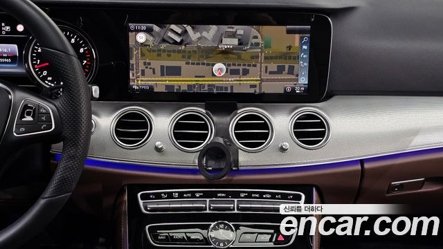 Mercedes-Benz E-Class E200 Avantgarde