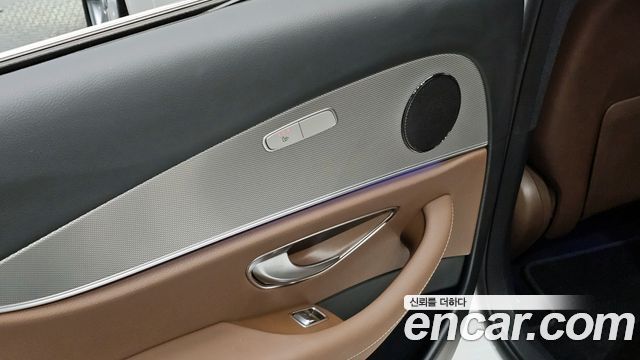 Mercedes-Benz E-Class E200 Avantgarde