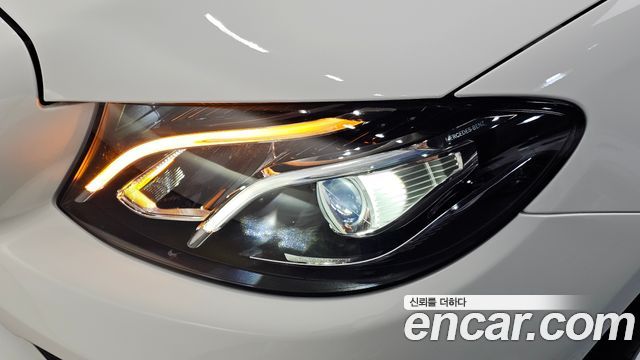 Mercedes-Benz E-Class E200 Avantgarde