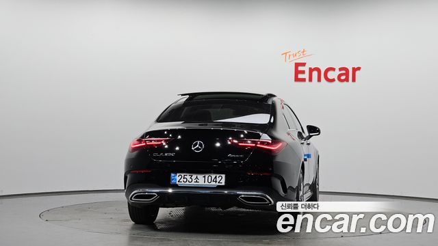 Mercedes-Benz CLA-Class CLA250 4MATIC