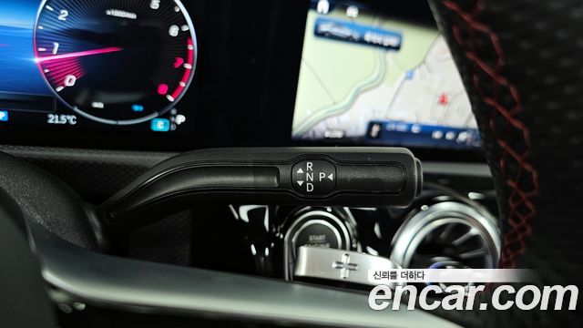 Mercedes-Benz CLA-Class CLA250 4MATIC