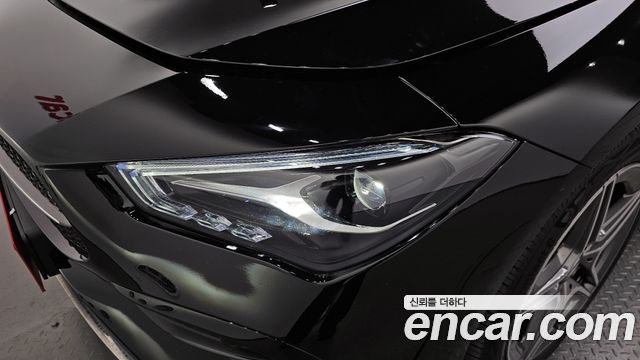 Mercedes-Benz CLA-Class CLA250 4MATIC