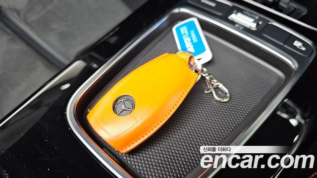 Mercedes-Benz CLA-Class CLA250 4MATIC