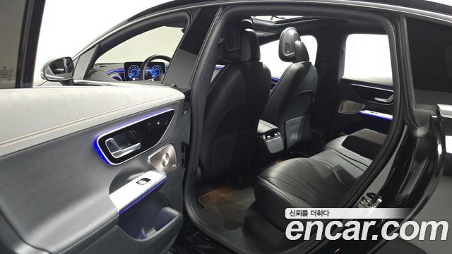 Mercedes-Benz EQE EQE350+