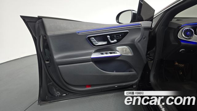 Mercedes-Benz EQE EQE350+