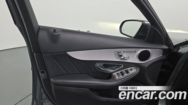 Mercedes-Benz C-Class C350e