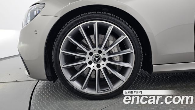 Mercedes-Benz E-Class E350 4MATIC Avantgarde