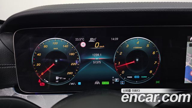 Mercedes-Benz E-Class E350 4MATIC Avantgarde