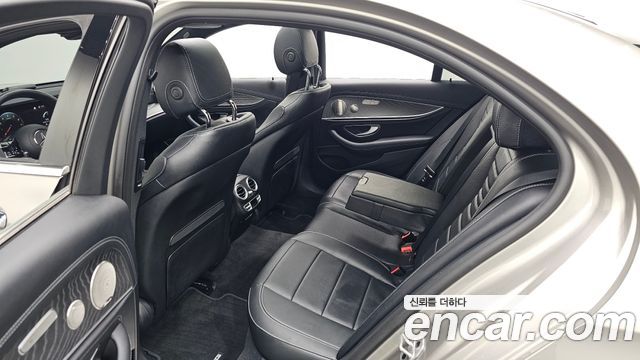 Mercedes-Benz E-Class E350 4MATIC Avantgarde