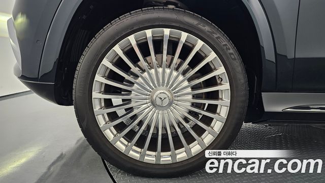 Mercedes-Benz GLS-Class Maybach GLS600 4MATIC Manufakur
