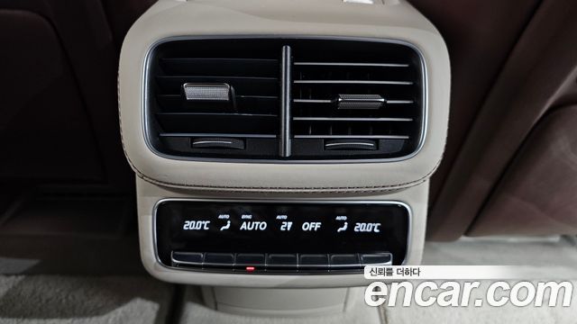 Mercedes-Benz GLS-Class Maybach GLS600 4MATIC Manufakur