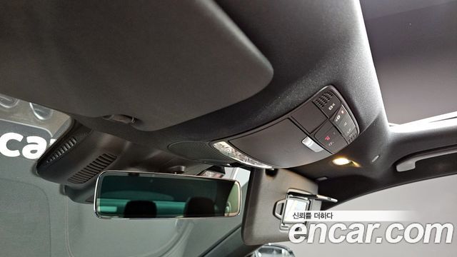 Mercedes-Benz E-Class E300e 4MATIC Exclusive