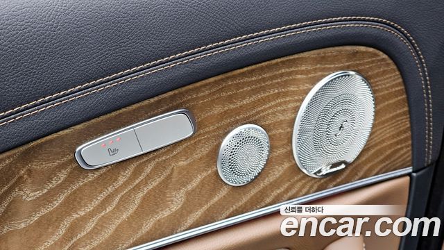 Mercedes-Benz E-Class E300e 4MATIC Exclusive